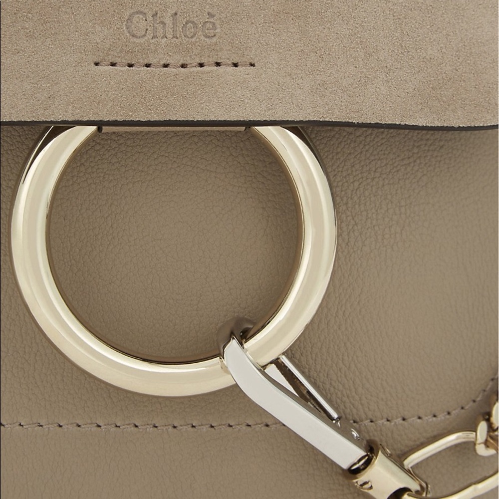 🎉SOLD🎉Chloe Faye Small Backpack in Motty Grey - Picture 4 of 5